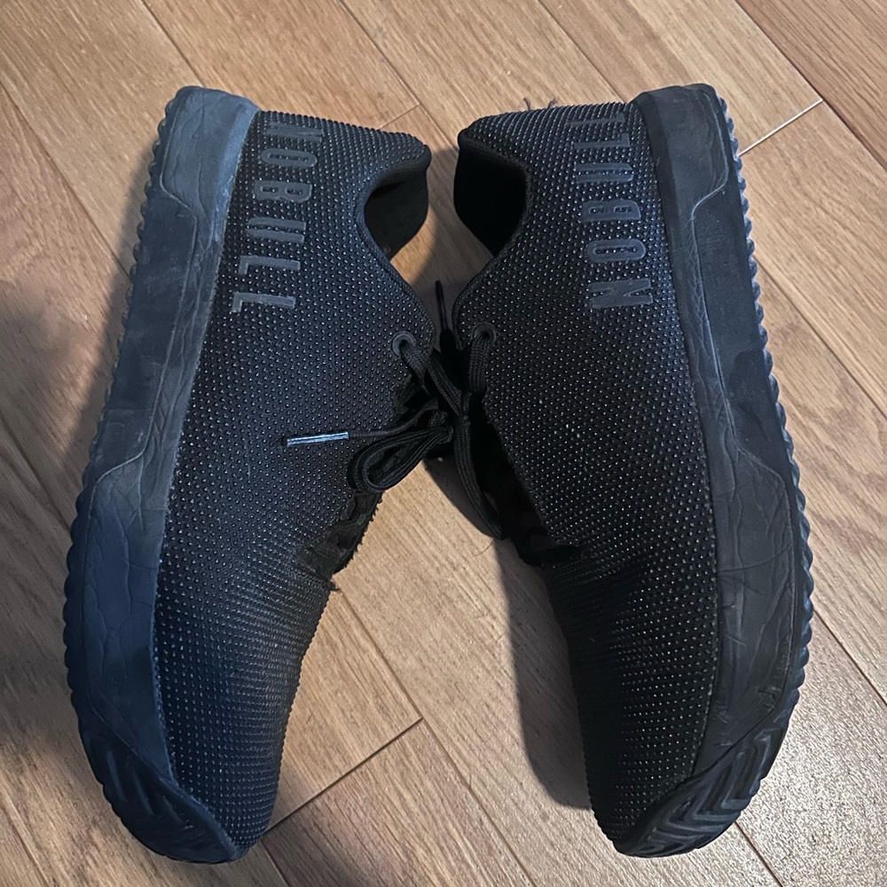 NOBULL Black Sneakers Minimalist Knit Design